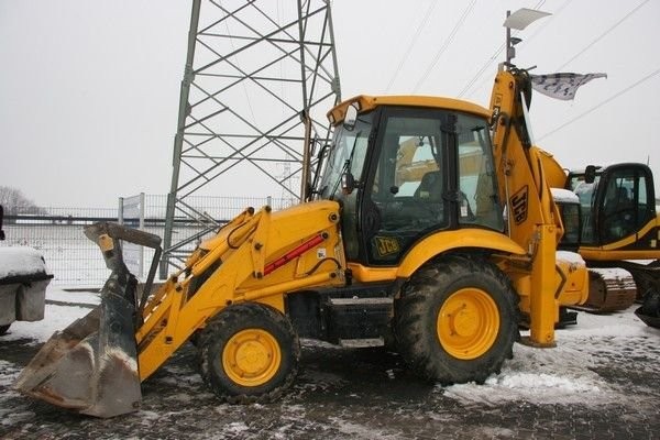 Sprzedaz - Serwis - Wynajem JCB KOMATSU — zdjęcie 1