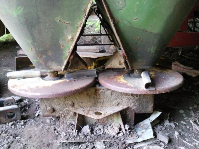 Rozsiewacz Amazone ZAF 400 l — zdjęcie 5