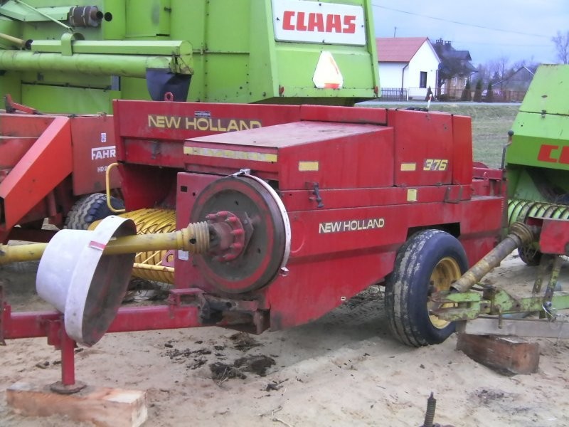 PRASA WYSOKIEGO ZGNIOTU  NEW HOLLAND 376 — zdjęcie 2