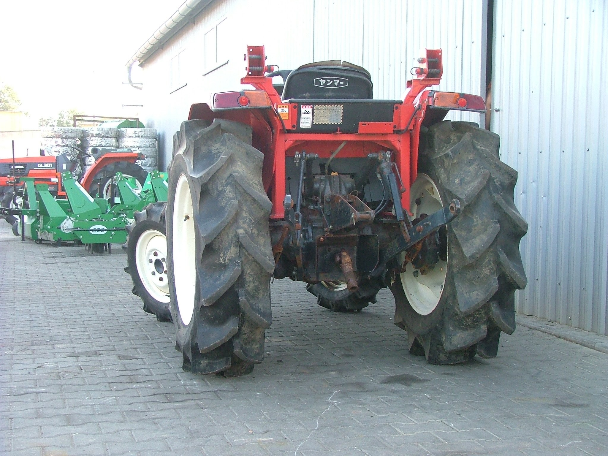 Mini Traktorek YANMAR AF330 kubota iseki 33 KM4x4 — zdjęcie 5