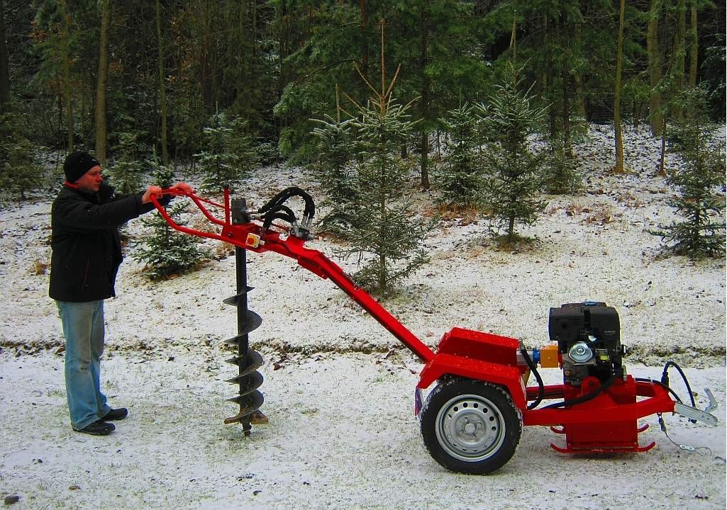 Wiertnica hydrauliczna glebowa o napędzie spalinowym 13 KM,  — zdjęcie 1