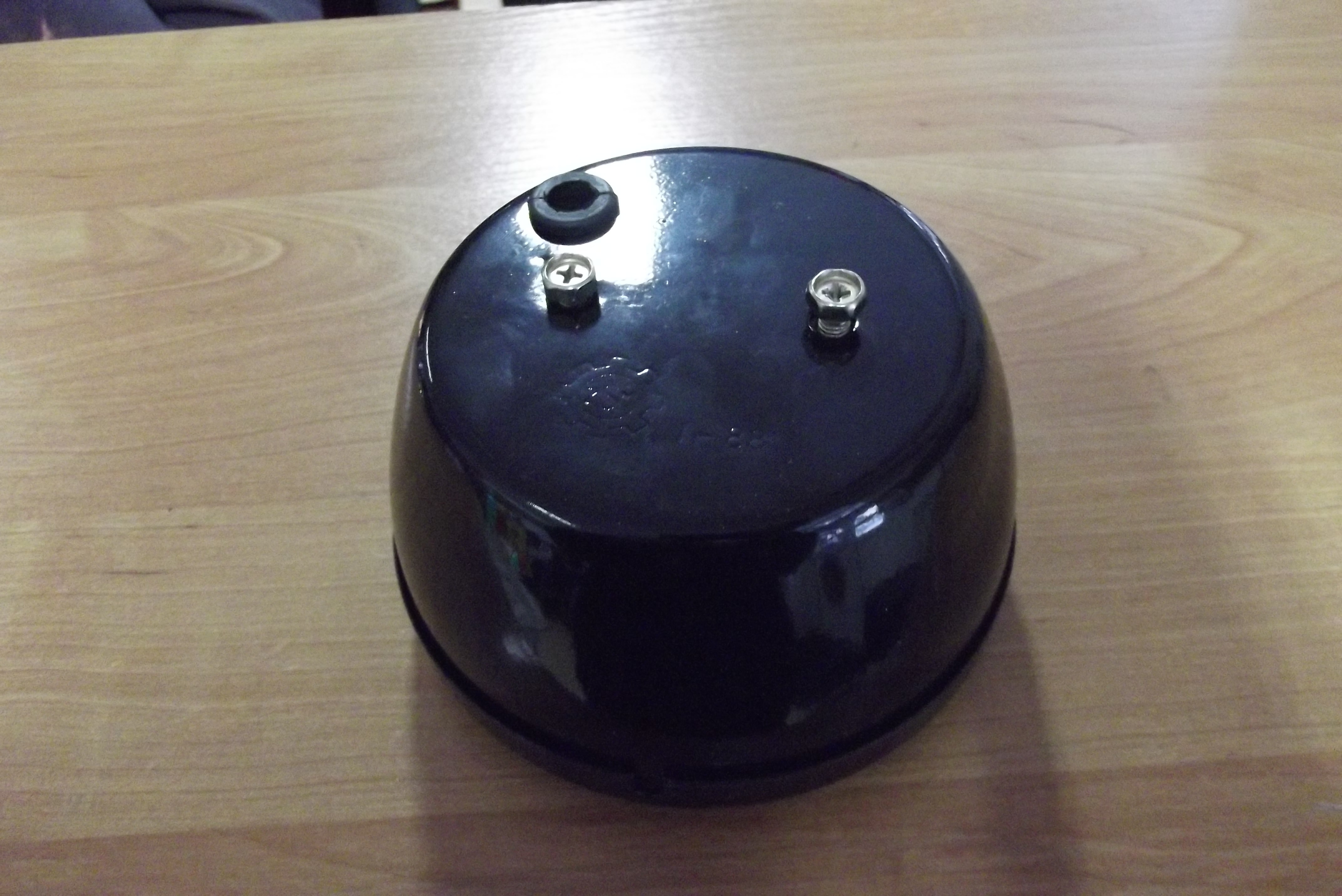 Lampa tylna lewa/prawa URSUS C 330 (metalowa)  — zdjęcie 2