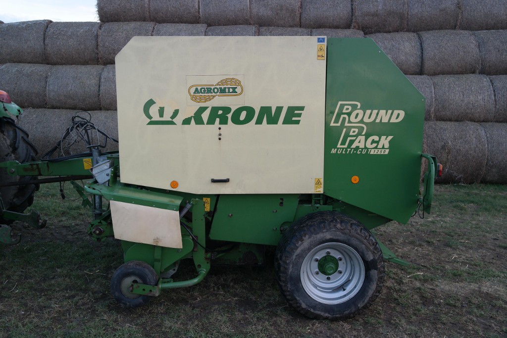 Prasa Krone Round Pack Multi Cut 1250 rok prod 2007 — zdjęcie 2