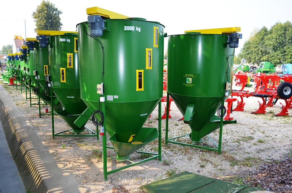 NOWY Mieszalnik pasz M-Rol 2000kg RATY0%  — zdjęcie 2