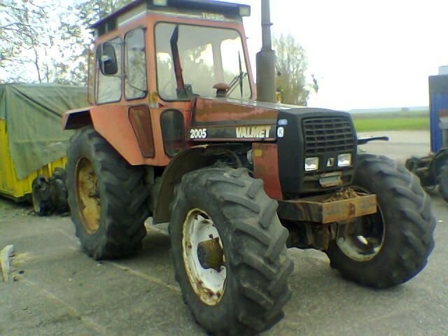 Ciągnik rolniczy VALMET 2005 — zdjęcie 2