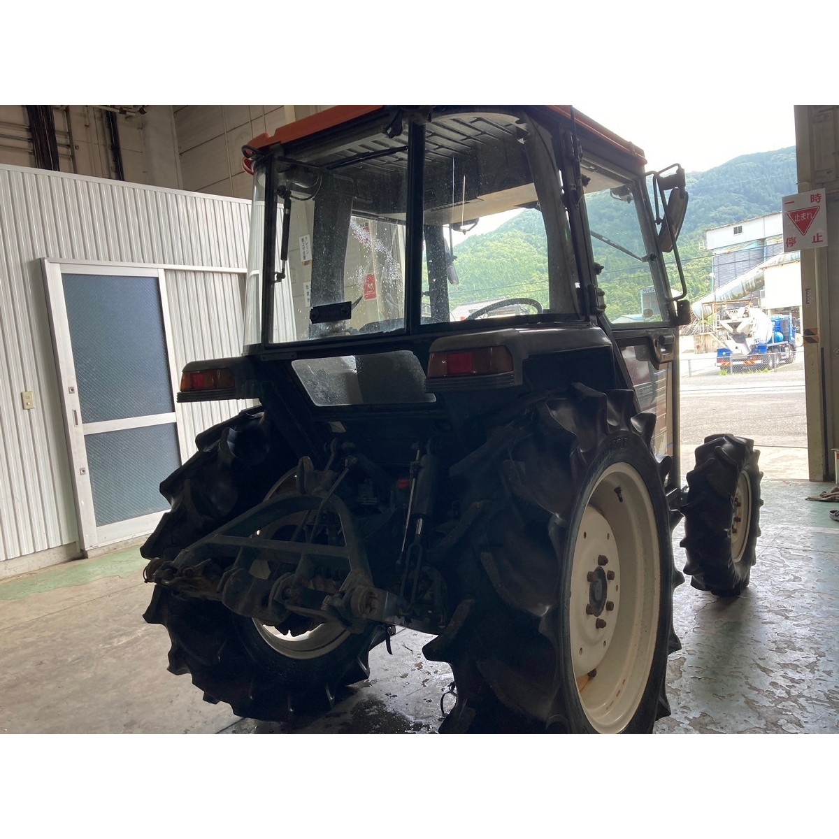 Traktor Kubota GL280 | 4x4 | Mocny, kompaktowy, sprawdzony  — zdjęcie 3