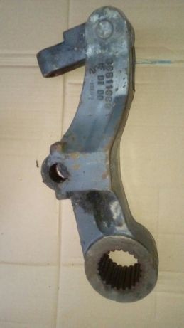 Ramie podnośnika New Holland 8670,8770,8970 Ford g 170 g 190 g 240 — zdjęcie 1