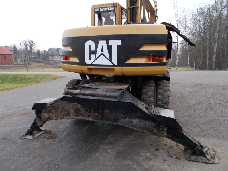 Koparka kołowa Cat M315 — zdjęcie 5