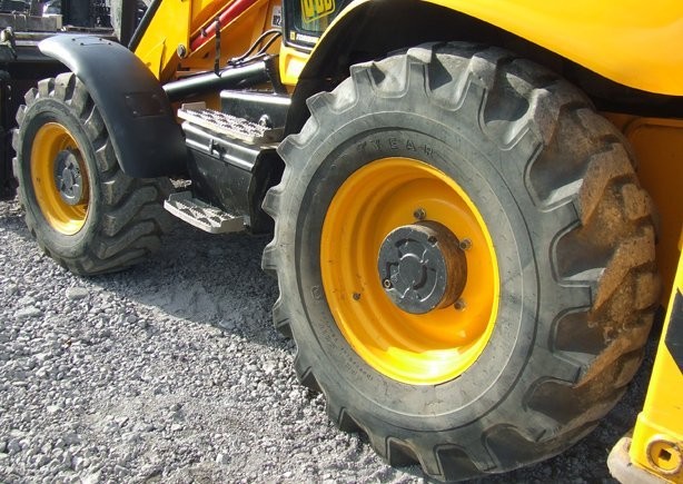 Koparko ładowarka JCB 3CX Contractor z roku 2008 — zdjęcie 3