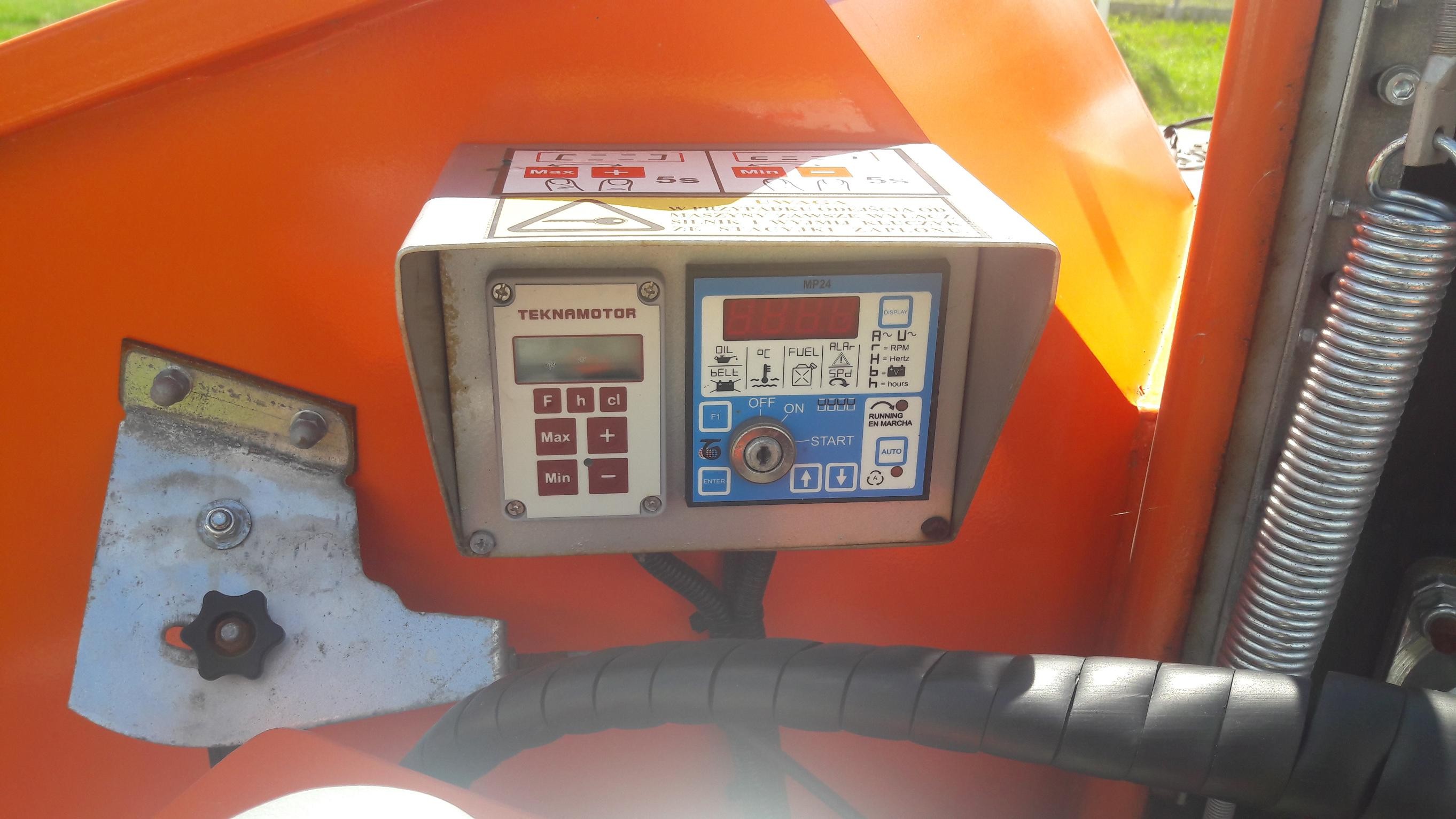 Rębak tarczowy TEKNAMOTOR Skorpion 250 SDT — zdjęcie 7