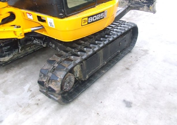 JCB 8025 ZTS z roku 2007 -mini koparka — zdjęcie 4