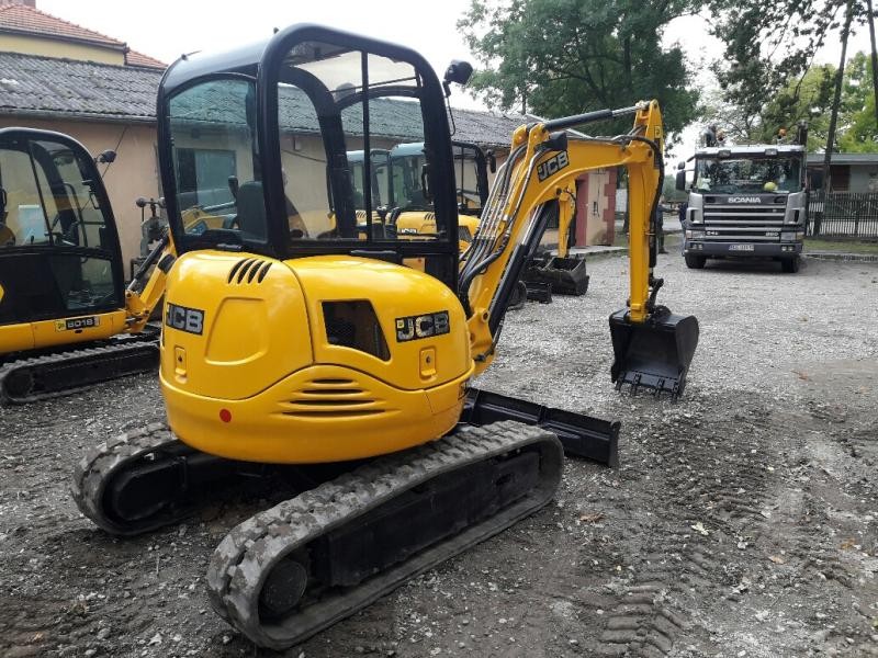 Sprzedam minikoparki JCB 8030 ZTS, 2008-2011 rok — zdjęcie 4