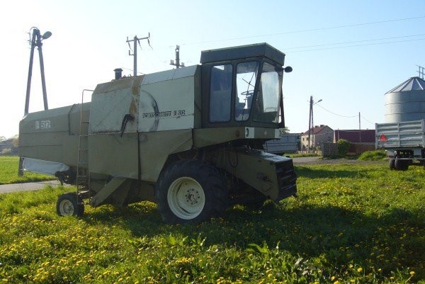 Sprzedam kombajn zbożowy Fortschritt E-512 — zdjęcie 2