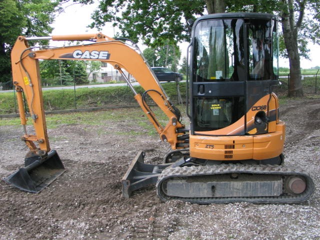 Sprzedam koparkę Case CX36B z 2008 roku — zdjęcie 1