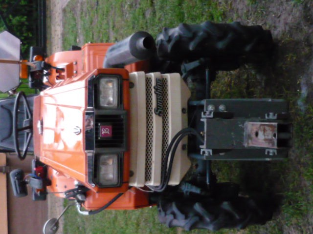 Kubota b1402 w komplecie z glebogryzarką, pługiem do śniegu — zdjęcie 3