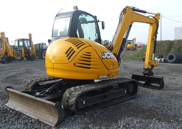 Midikoparka gąsienicowa JCB 8085 ZTS, rok. 2010 — zdjęcie 2