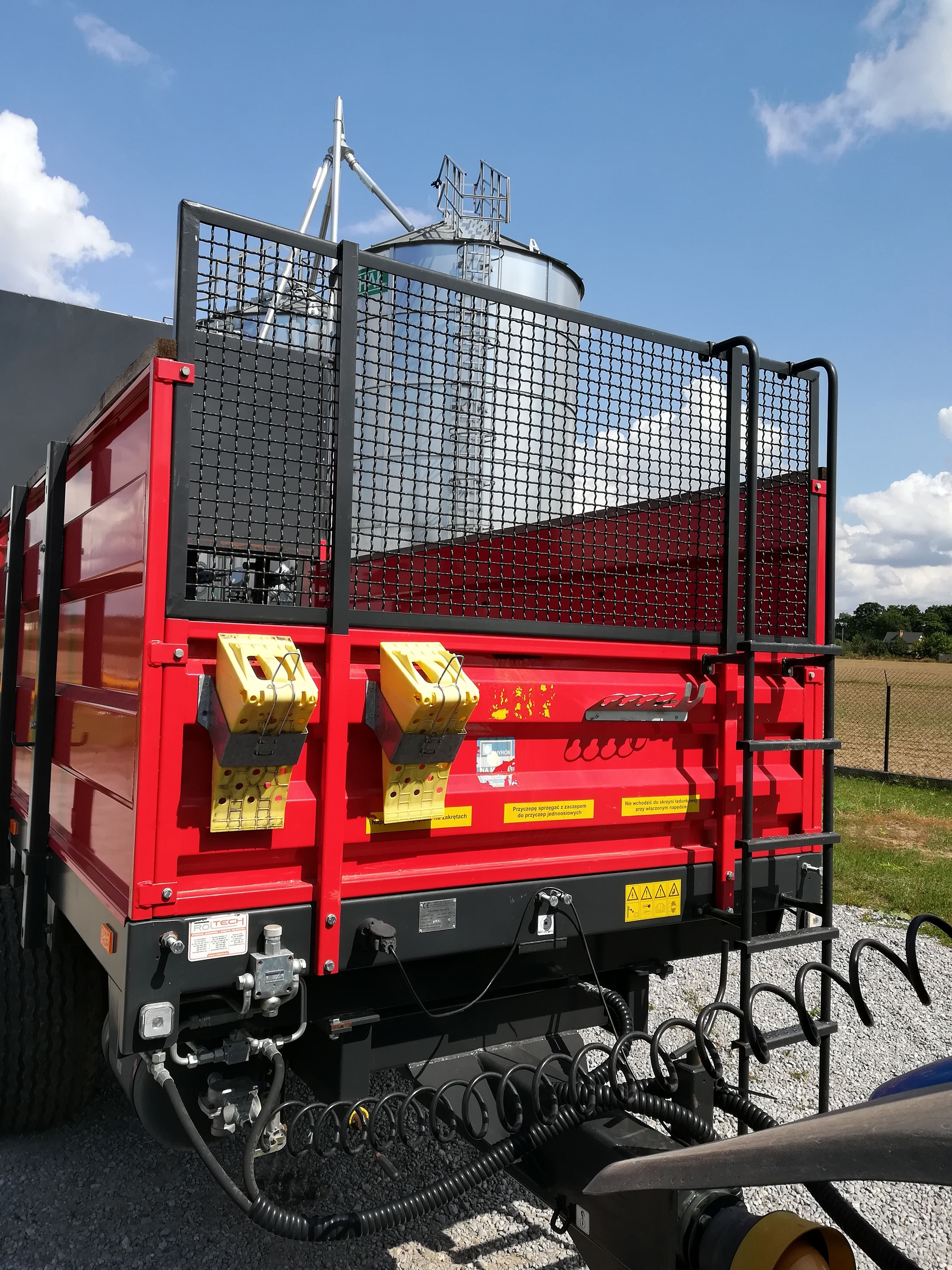 Rozrzutnik Metal Tech 8 ton — zdjęcie 3