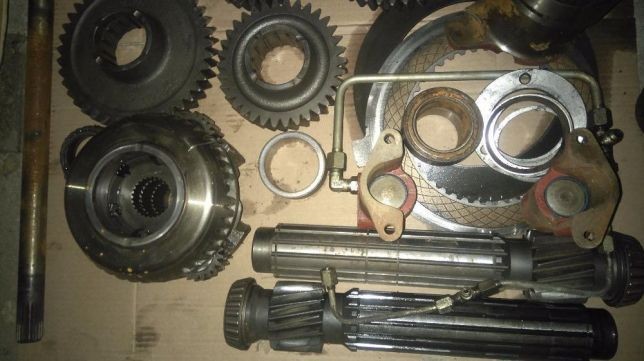 Częsći Massey Ferguson most,zwrotnice,skrzynia 3070,3080,3090,3125,.. — zdjęcie 6