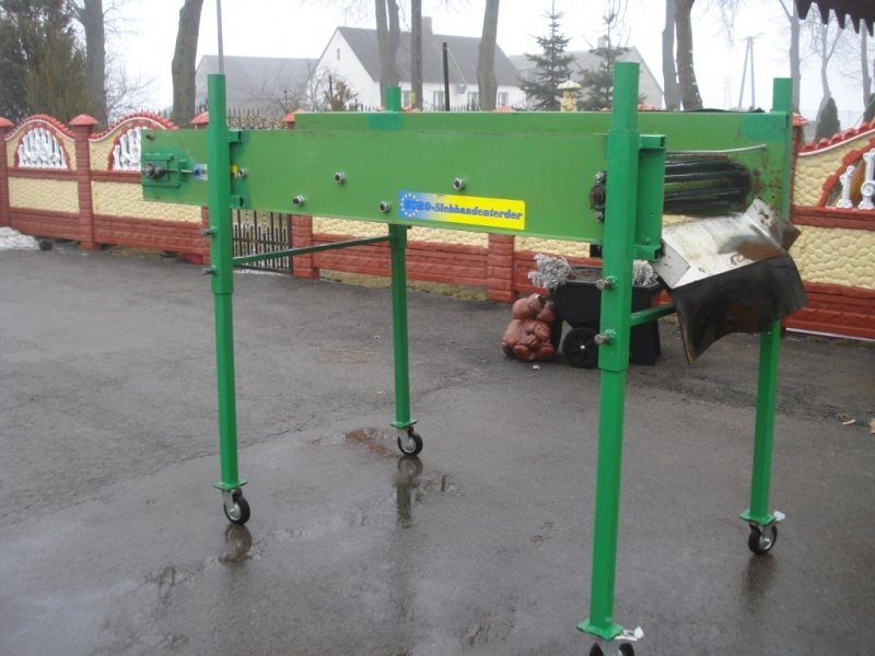 Czyszczarka Szczotkarka Myjka Separator ziemi. — zdjęcie 2