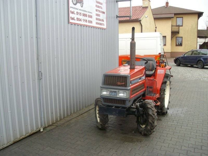 Mini traktorek Yanmar FX18, 18KM, 4x4 — zdjęcie 3
