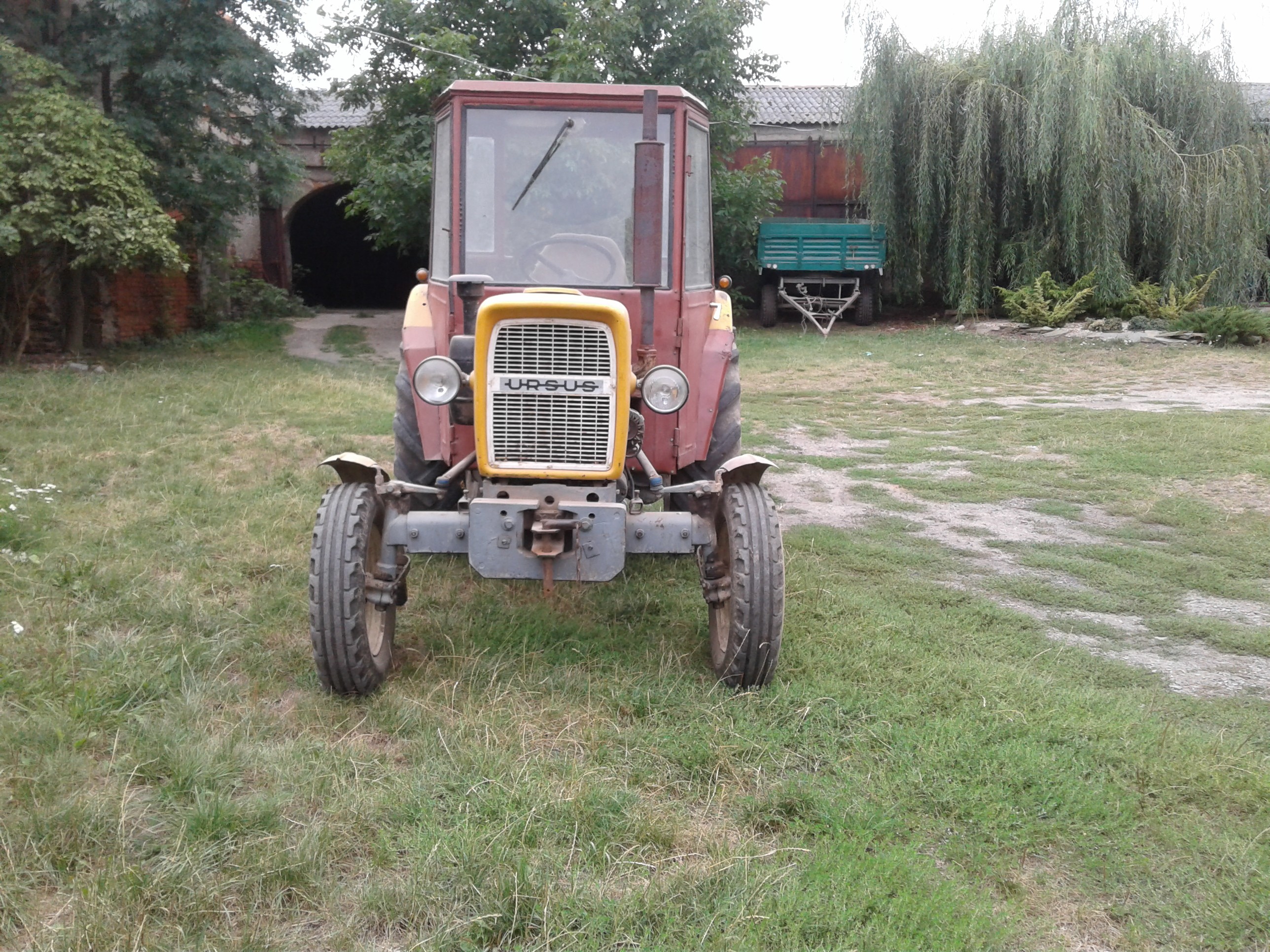 Ciągnik c 330  — zdjęcie 2
