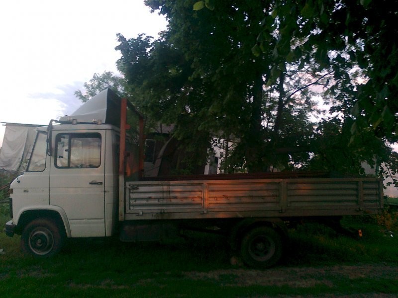 mercedes 407 — zdjęcie 2