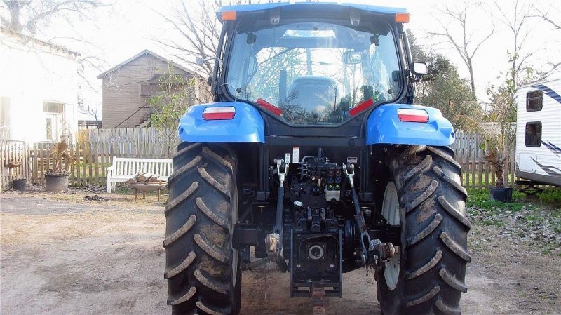 New Holland TS115A Ciagniki — zdjęcie 1