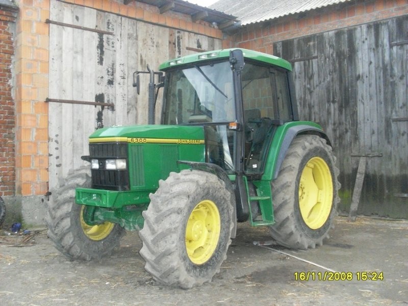 Ciągnik rolniczy John Deere 6300 — zdjęcie 3