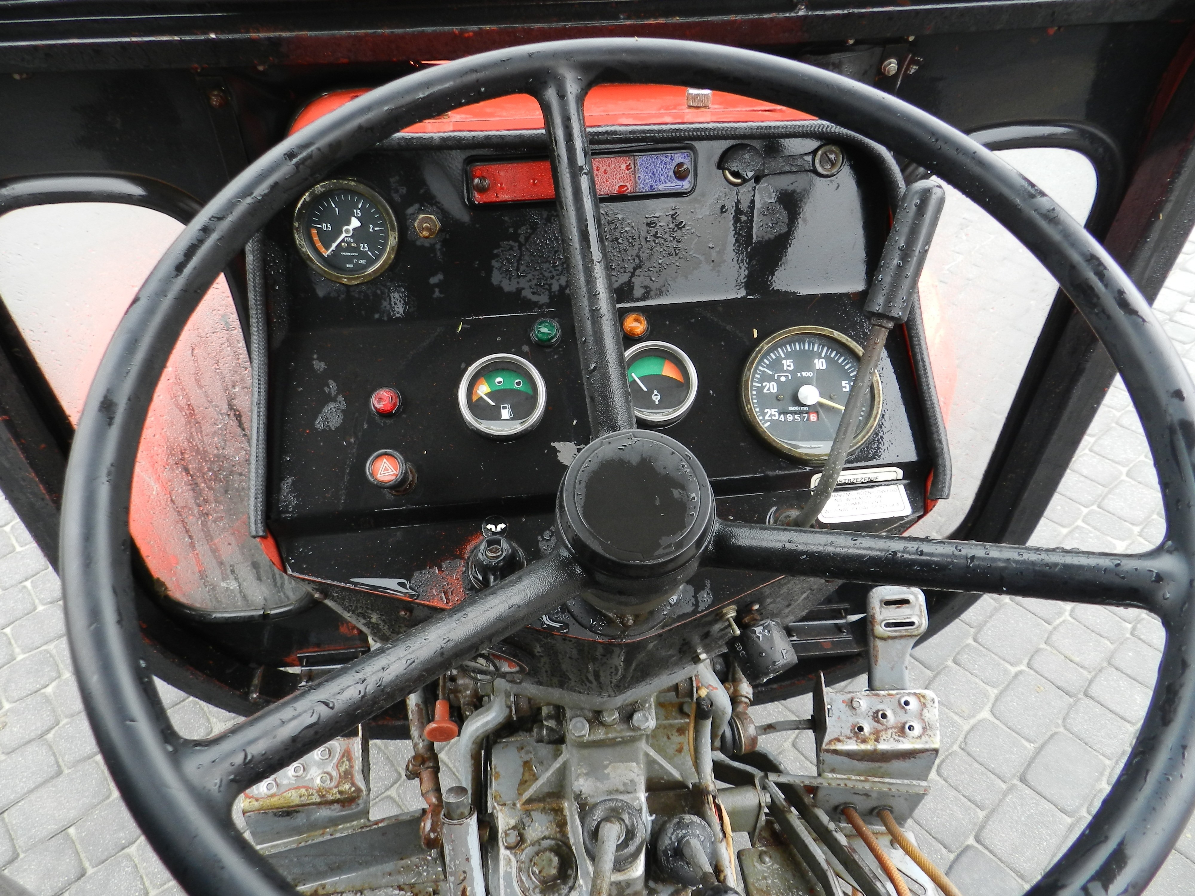 Massey Ferguson 255 MF 255 Rok produkcji 1988 — zdjęcie 7