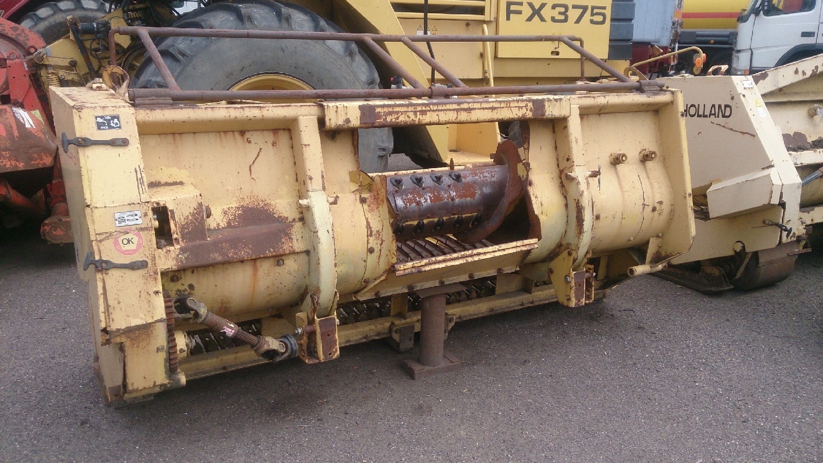 Sieczkarnia New Holland FX 375 — zdjęcie 5