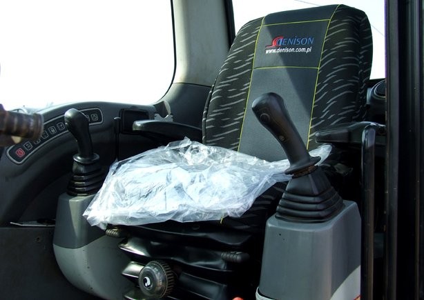 koparka gąsienicowa JCB 8080 z roku 2007..... — zdjęcie 5