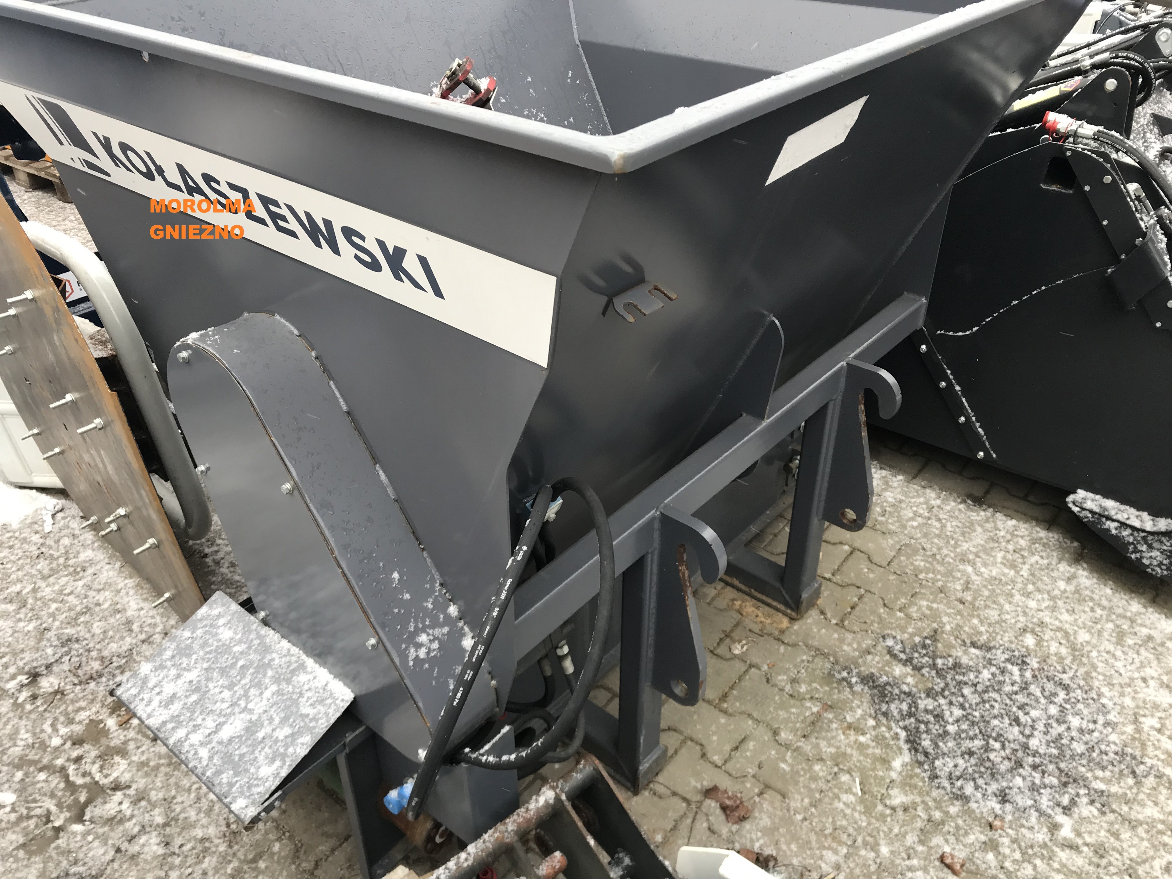 HIT Łyżka do zadawania pasz FK MACHINERY z frezem hydraulicznym i inne — zdjęcie 4