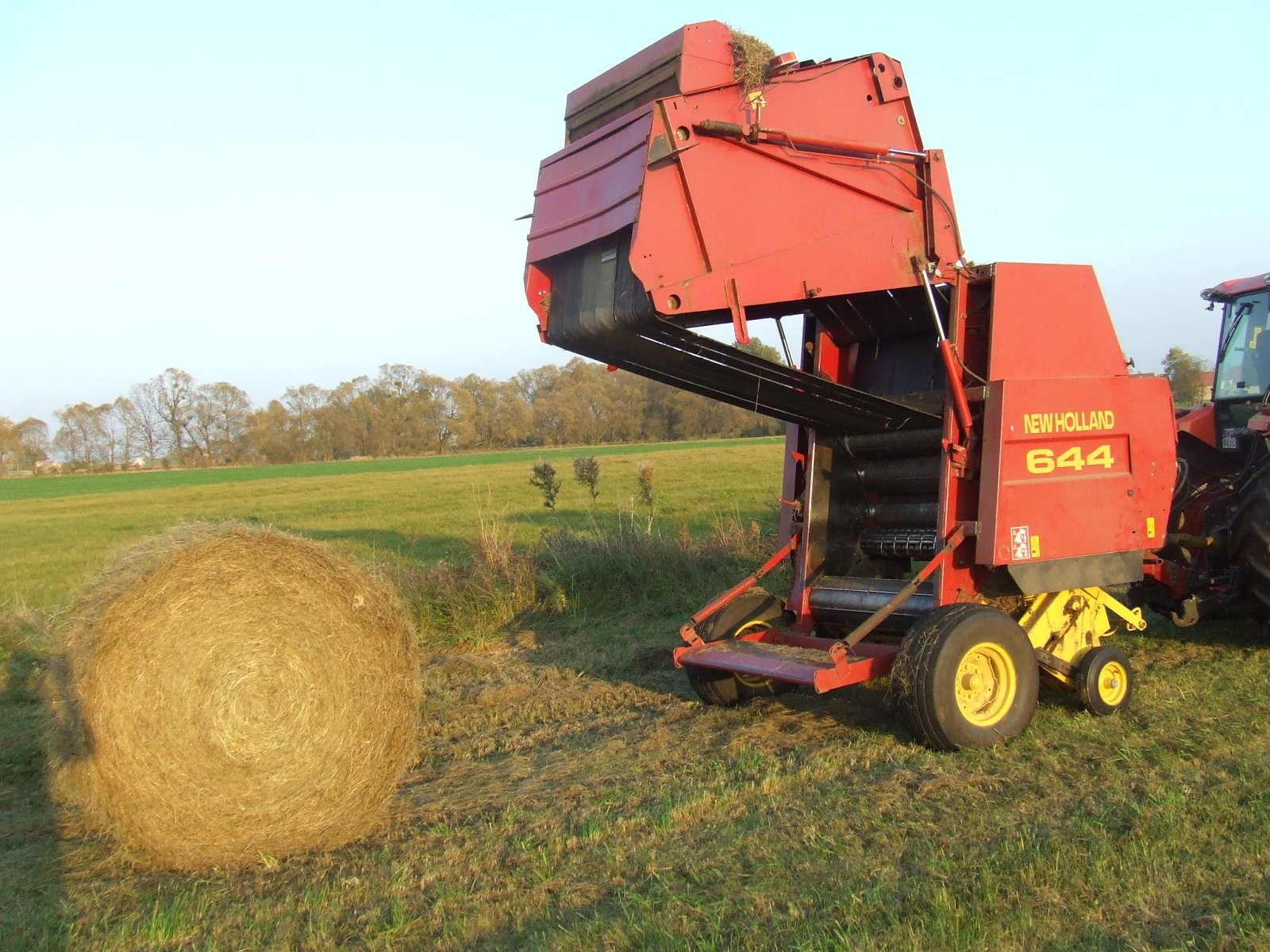 New Holland 644 - 1997 — zdjęcie 2