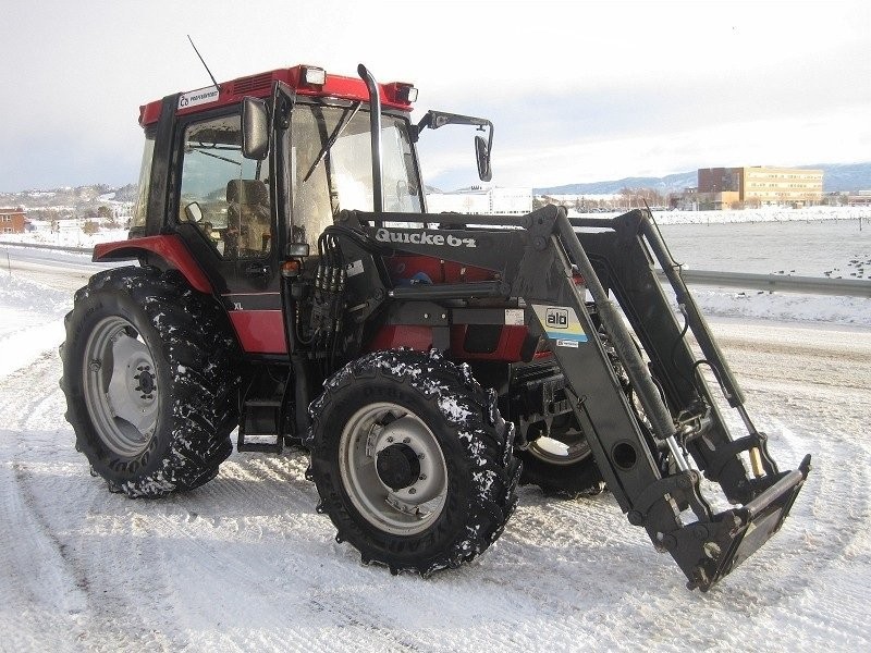 Case IH 4240 - 1999 - 1999 — zdjęcie 1