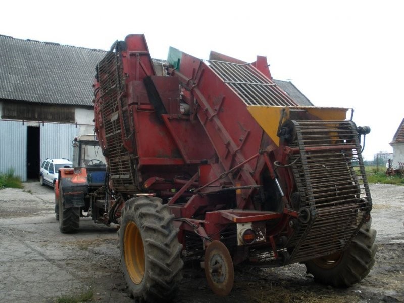 KOMBAJN do buraków marki TIM 3-RZĘDOWY — zdjęcie 3