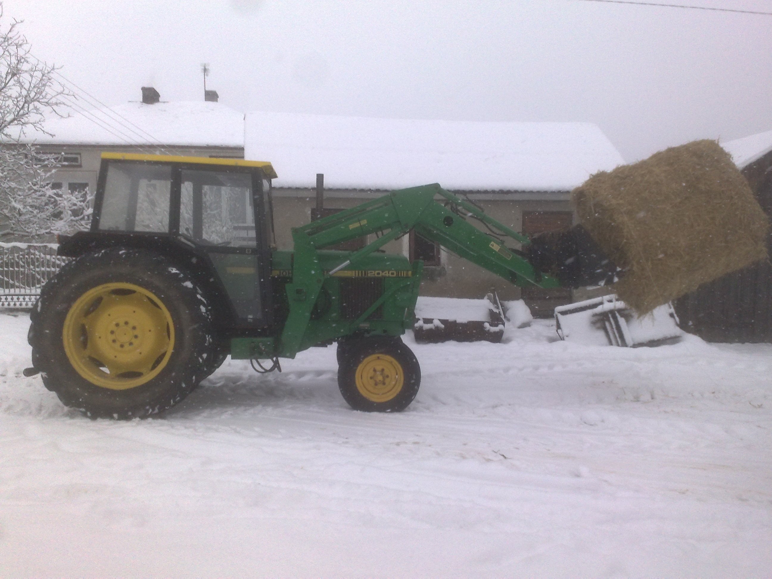 John Deere 2040 - 1985 — zdjęcie 1
