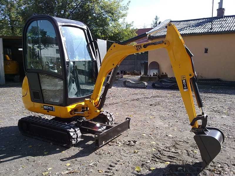JCB 8018 - 2007 rok - minikoparka — zdjęcie 4