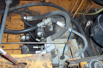 Bobcat MZG 40-1, silnik IFA - 4 cylindrowy diesel 65 KM — zdjęcie 4