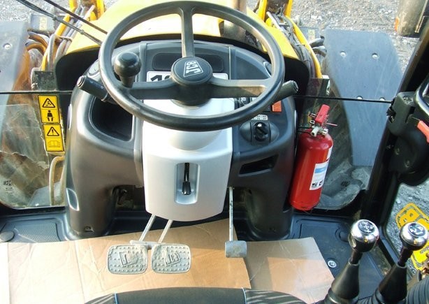 JCB 4CX Sitemaster - 2010 r. — zdjęcie 5