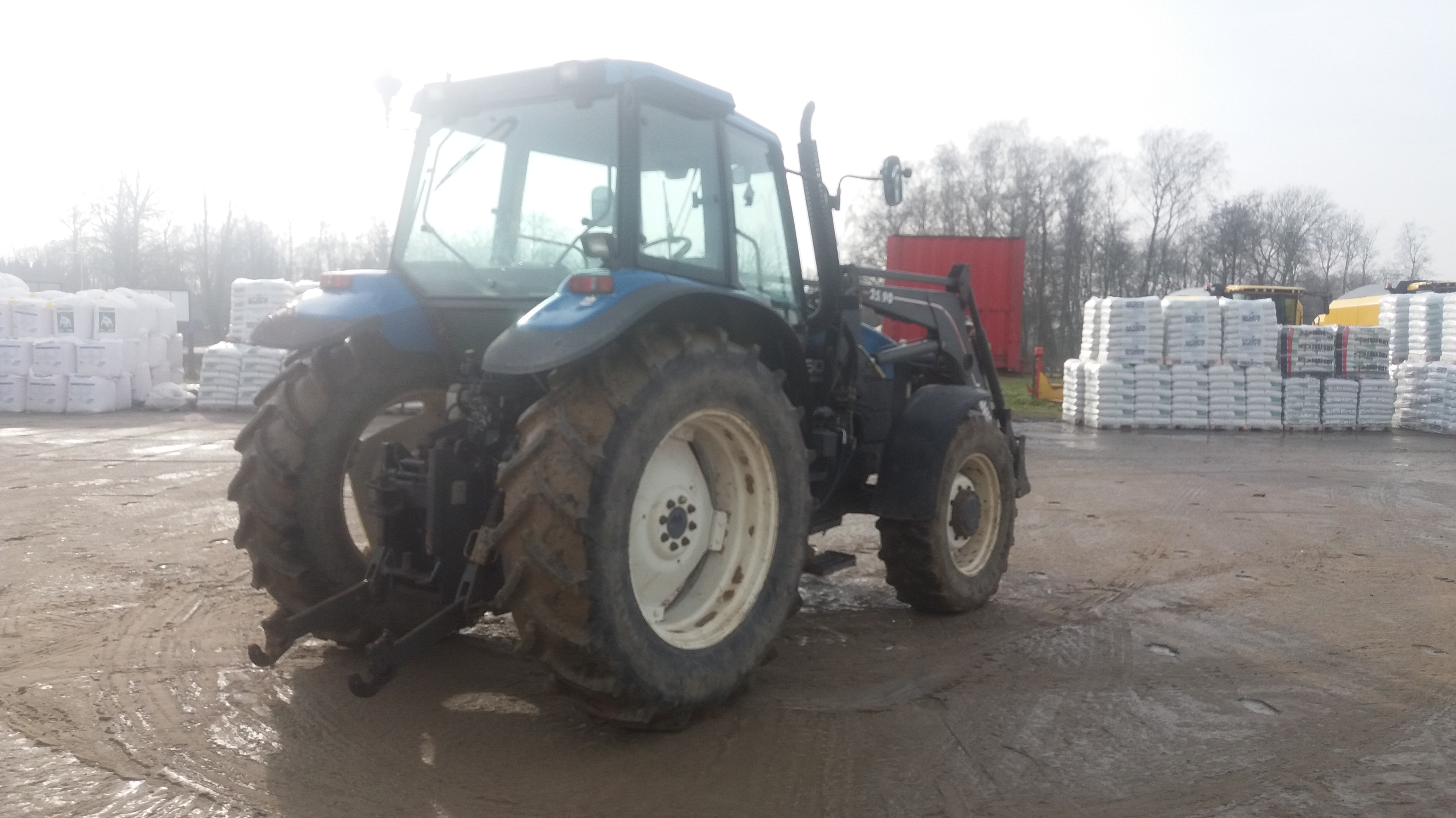 Ciągnik rolniczy New Holland 8260 — zdjęcie 3