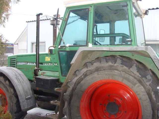 Ciągnik Fendt 615 185 KM — zdjęcie 3
