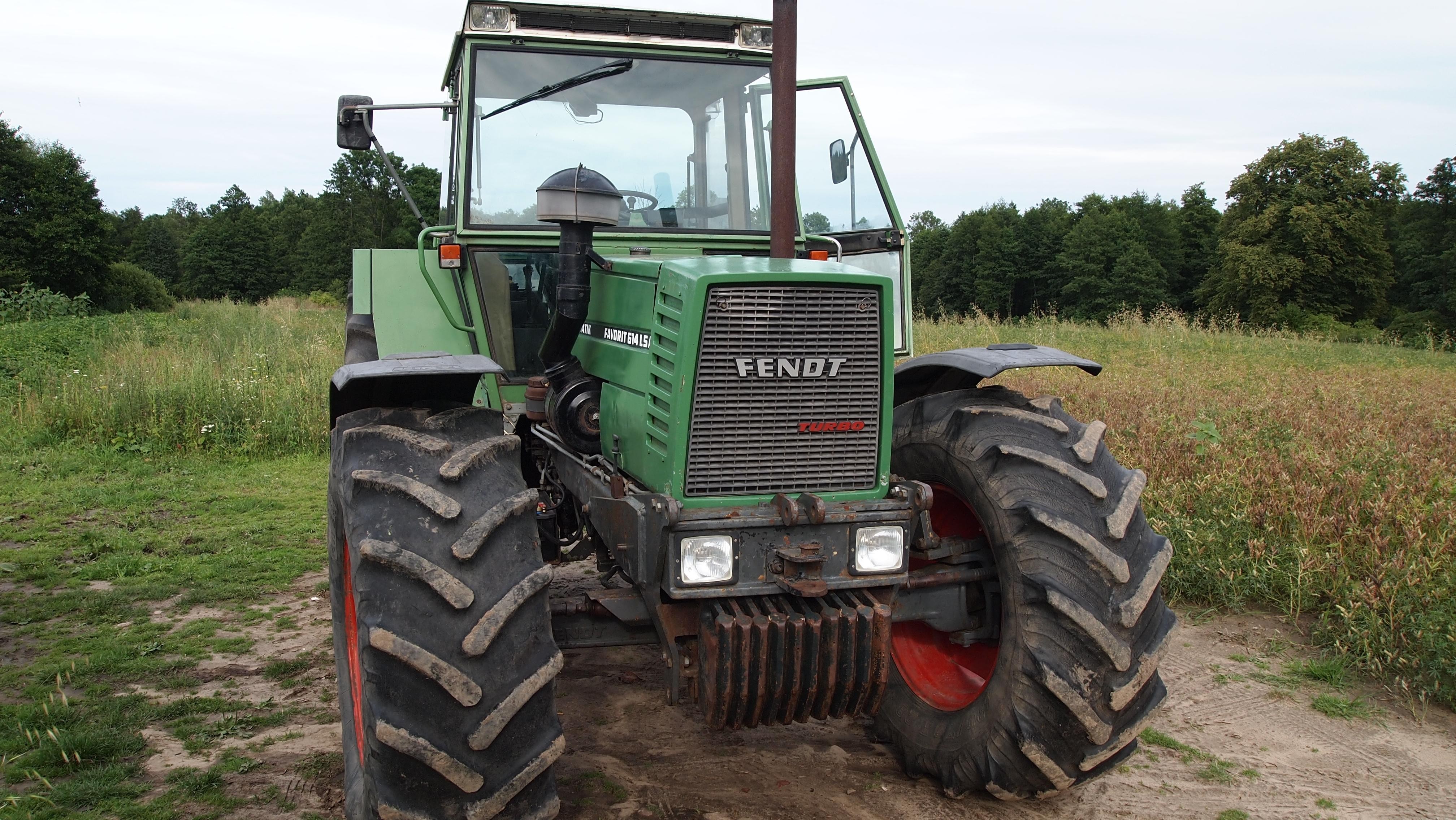 CIĄGNIK FENDT FAVORIT 614 LSA — zdjęcie 2