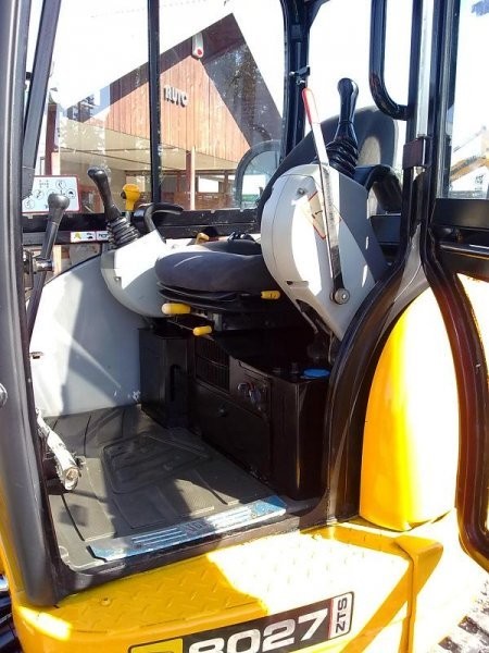 JCB 8027 ZTS 2006r. — zdjęcie 2