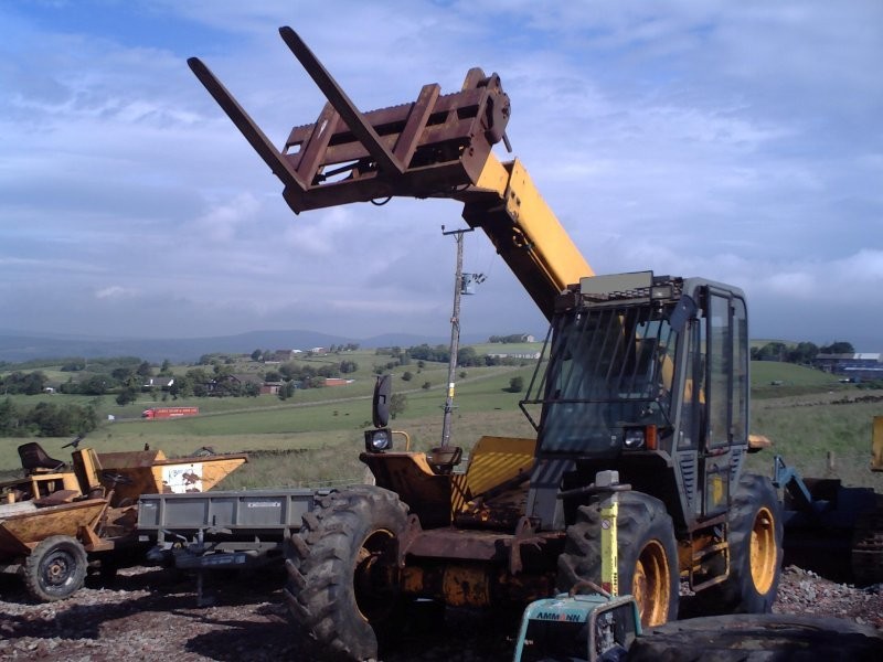 Ładowarka teleskopowa JCB 525 — zdjęcie 1