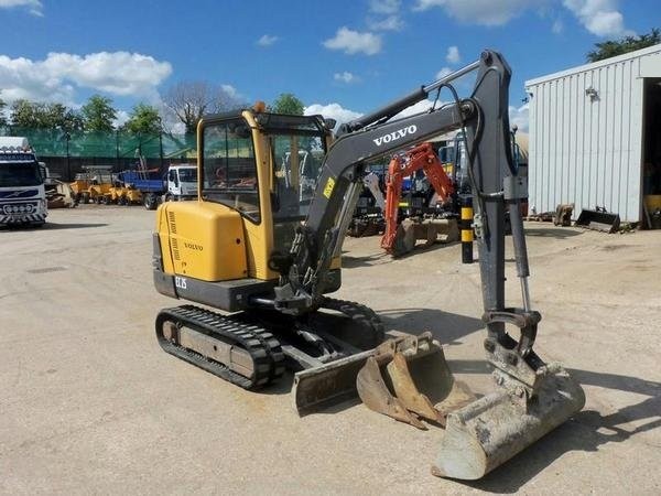 Volvo EC-25 - mini koparka - stan bardzo dobry! — zdjęcie 3