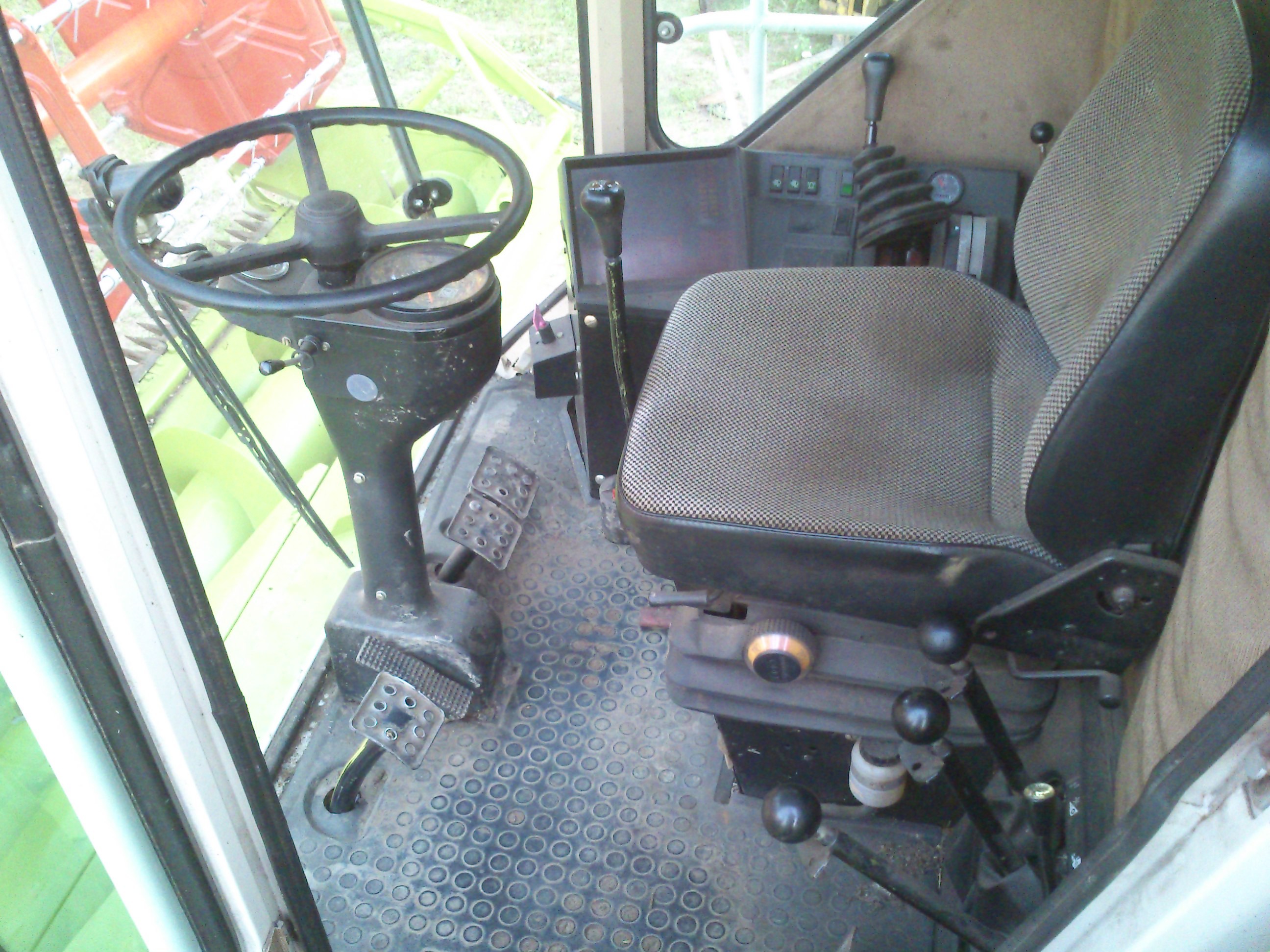 Claas Dominator 108s — zdjęcie 6