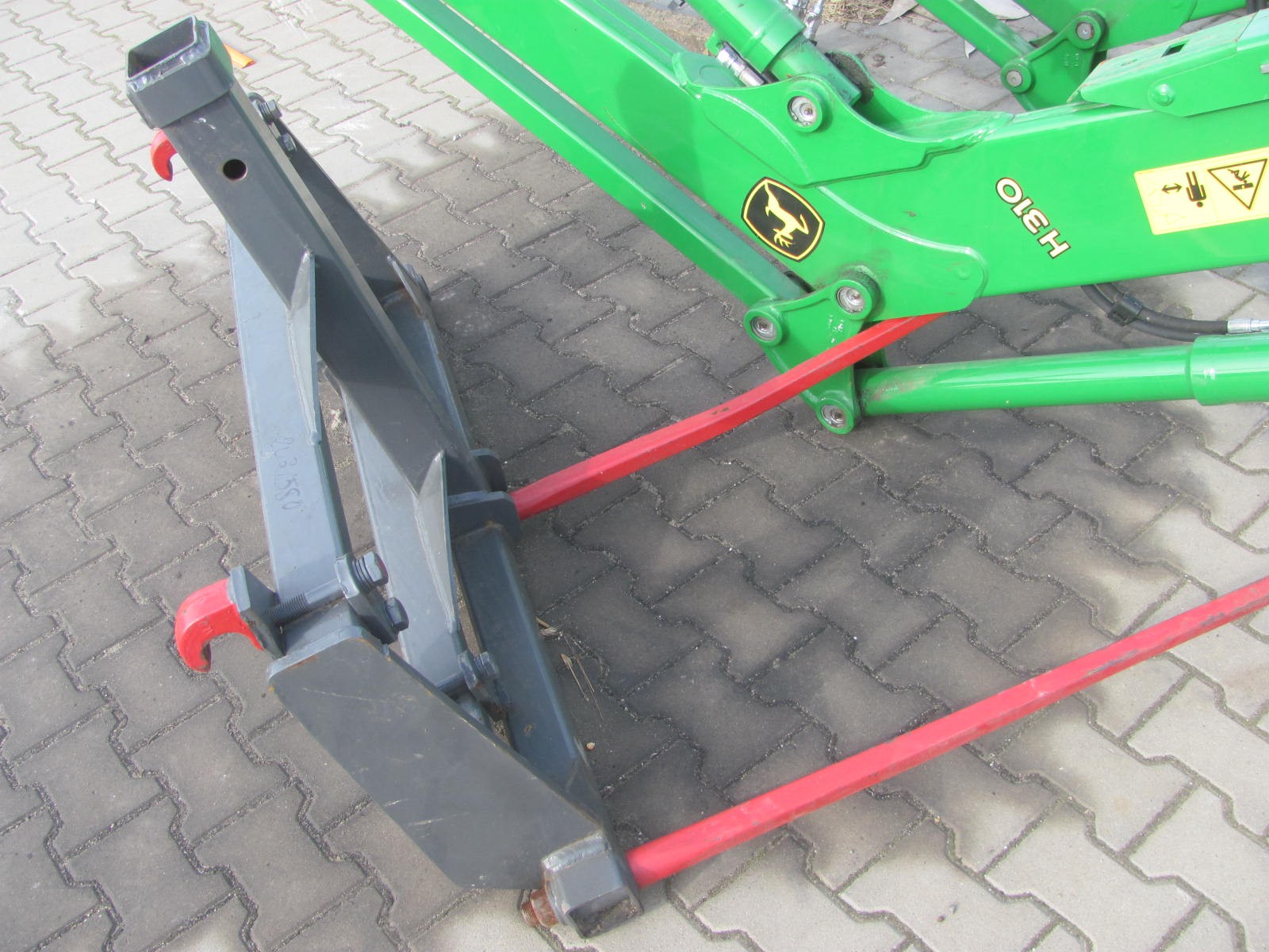 Ładowacz czołowy John Deere H310 2015r. — zdjęcie 6