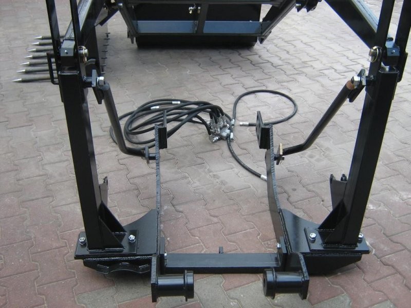 Ładowacz Czołowy TUR c330 Hydrauliczny c360 mf 255 — zdjęcie 2