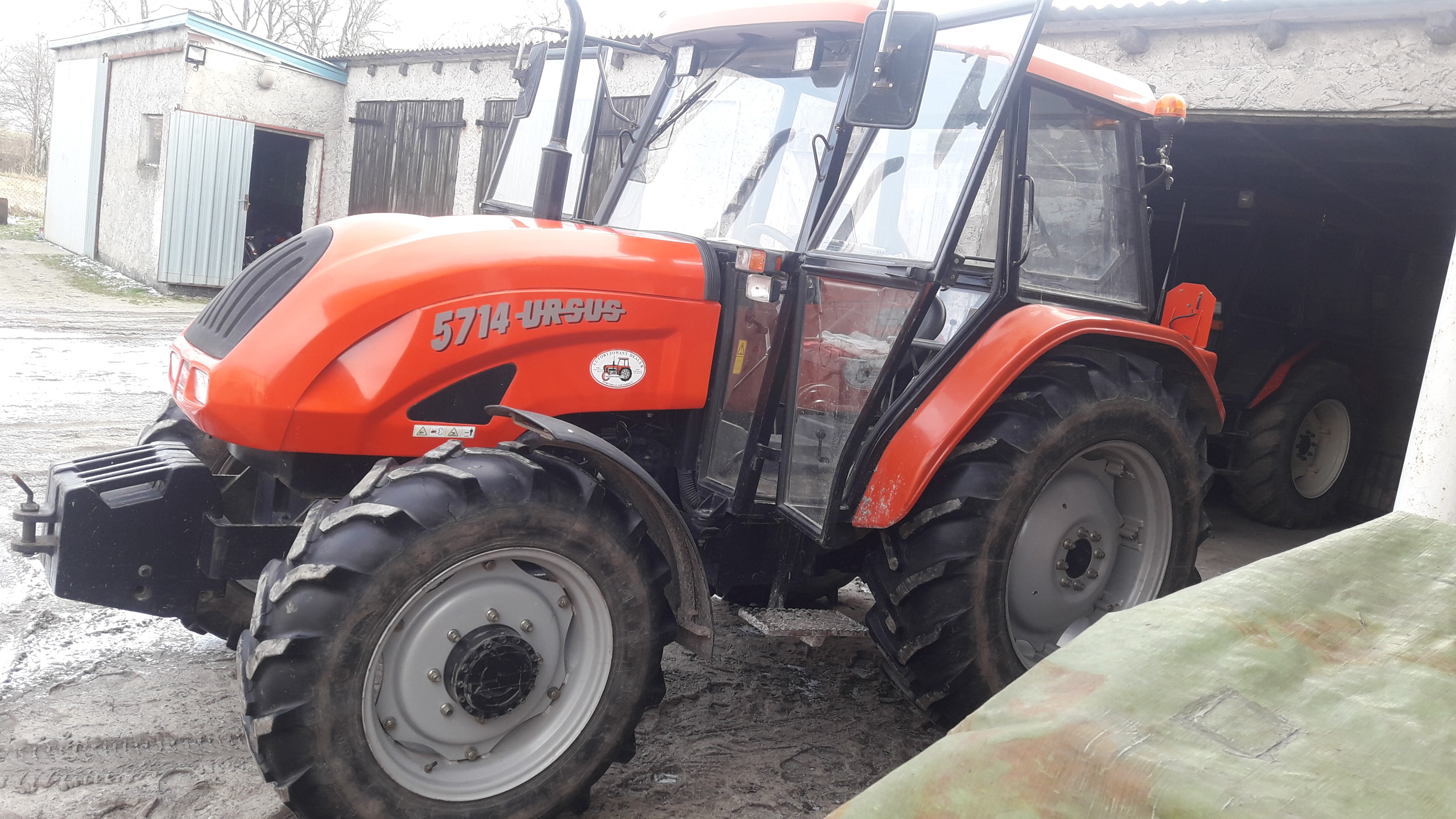Sprzedam  Ursus 5714 . Jestem pierwszym właścicielem od nowości  — zdjęcie 1