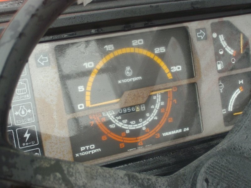 Mini traktorek Yanmar F20, 20KM, 4x4 — zdjęcie 5